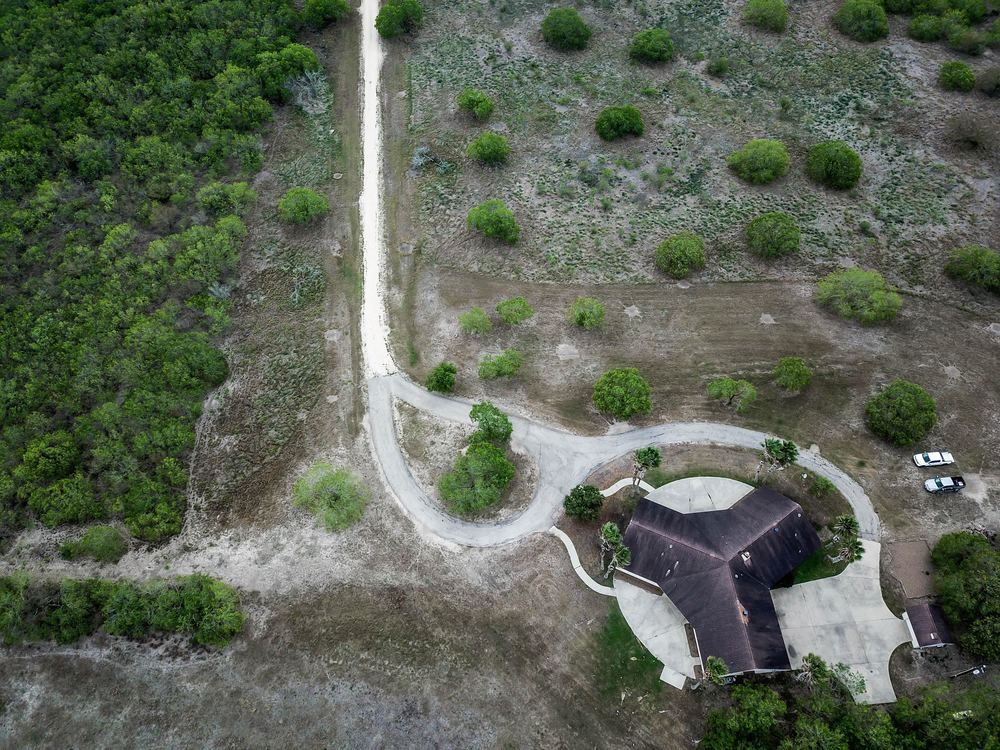Glasscock Ranch: 20680 McMurray Ln, Mathis, TX 78368